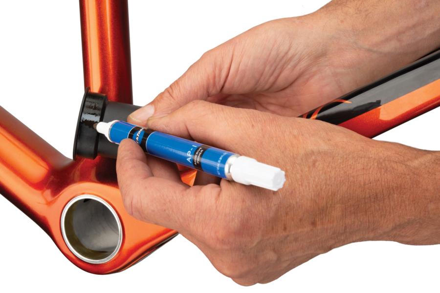 Клей Park Tool AP-1 основа для обработки поверхностей перед нанесением фиксаторов резьб 30мл