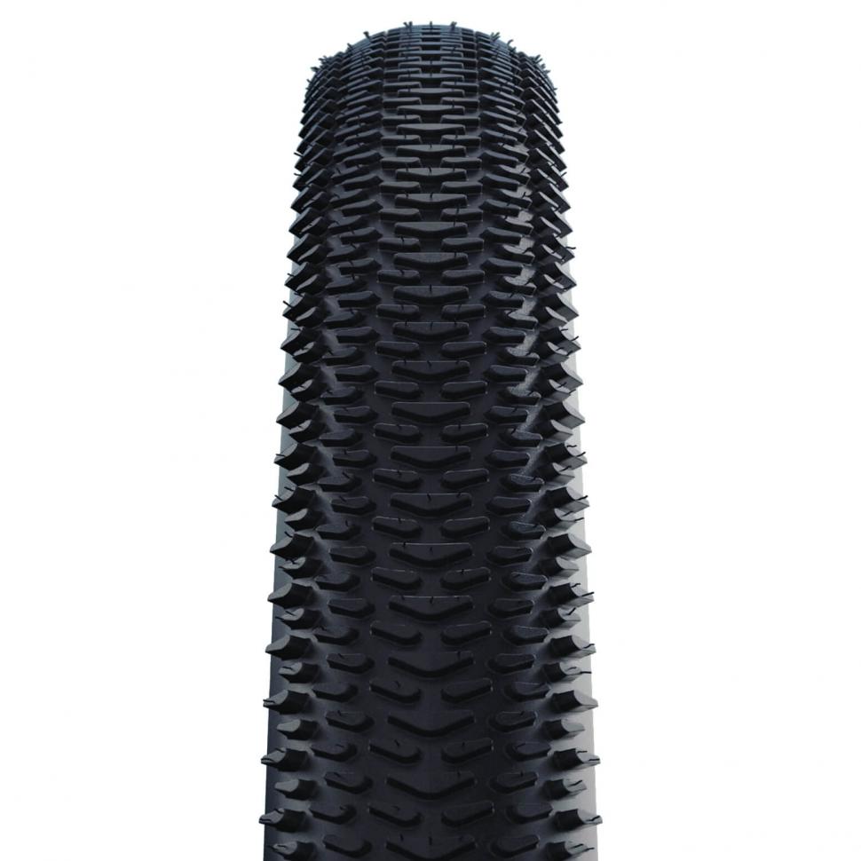 Покрышка 28x1.35 (700x35C 35-622) SCHWALBE G-ONE R PRO Evo, Super Race, V-Guard, TLR B/TS-SK HS610 ADDIX Race 67EPI Покрышка 28x1.35 (700x35C 35-622) SCHWALBE G-ONE R PRO Evo, Super Race, V-Guard, TLR B/TS-SK HS610 ADDIX Race 67EPI