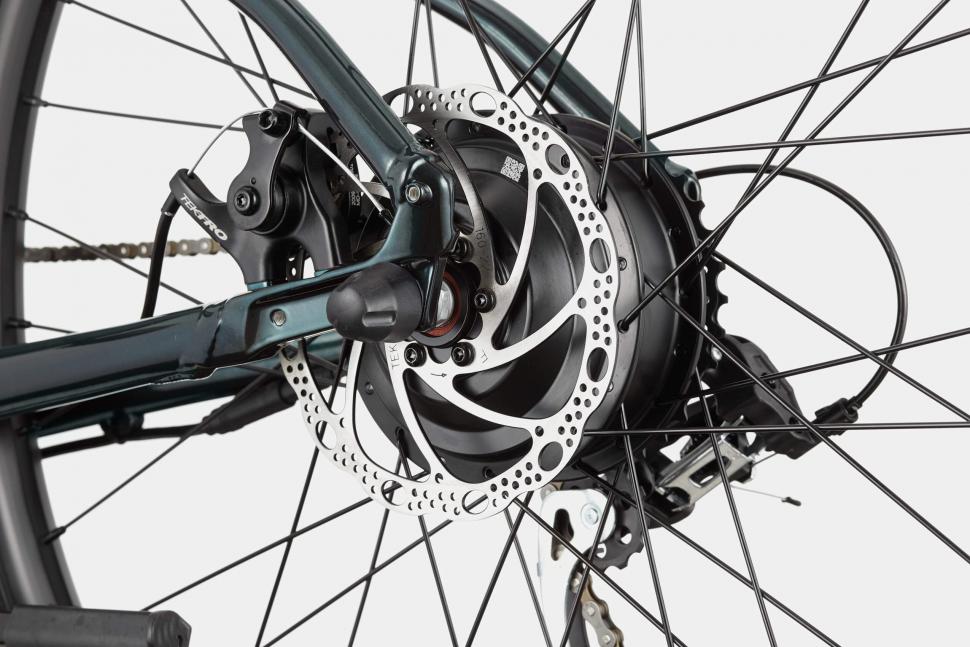 Электровелосипед 27,5" Cannondale Treadwell Neo 2 Remixte рама - L 2024 GMG