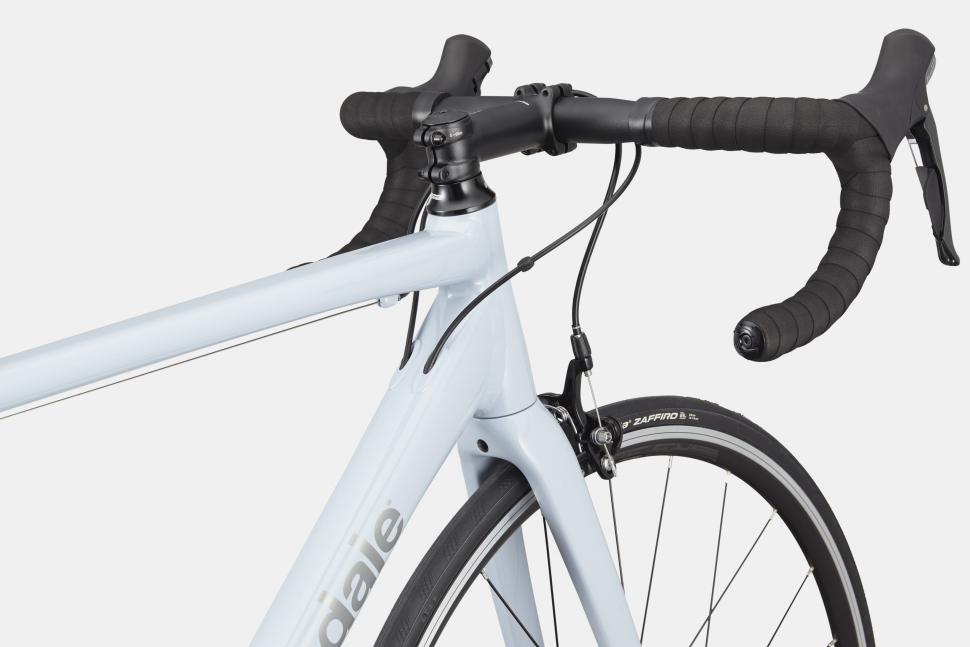 Велосипед 28" Cannondale CAAD Optimo 2 рама - 54см DBU B6 Велосипед 28" Cannondale CAAD Optimo 2 рама - 54см DBU B6