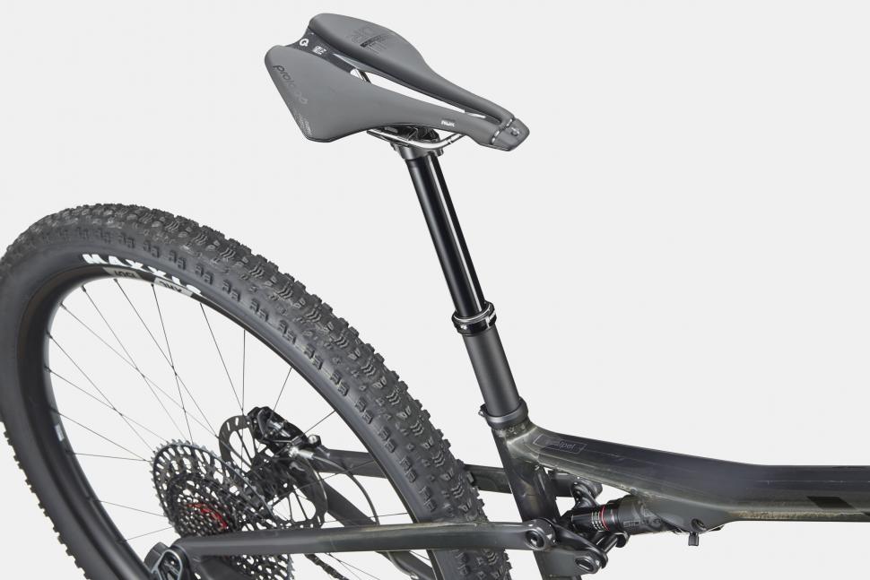 Велосипед 29" Cannondale SCALPEL Carbon 1 Lefty рама - L RAW B6 Велосипед 29" Cannondale SCALPEL Carbon 1 Lefty рама - L RAW B6