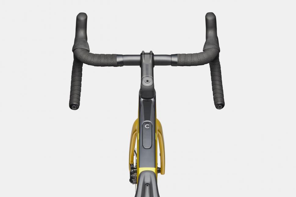 Велосипед 28" Cannondale SYNAPSE Carbon 5 рама - 58 PYW B6 Велосипед 28" Cannondale SYNAPSE Carbon 5 рама - 58 PYW B6