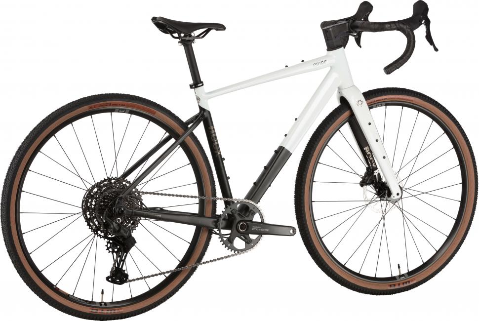 Велосипед 28" Pride ROCX 8.3 рама - S 2026 бело-черный Велосипед 28" Pride ROCX 8.3 рама - S 2026 бело-черный