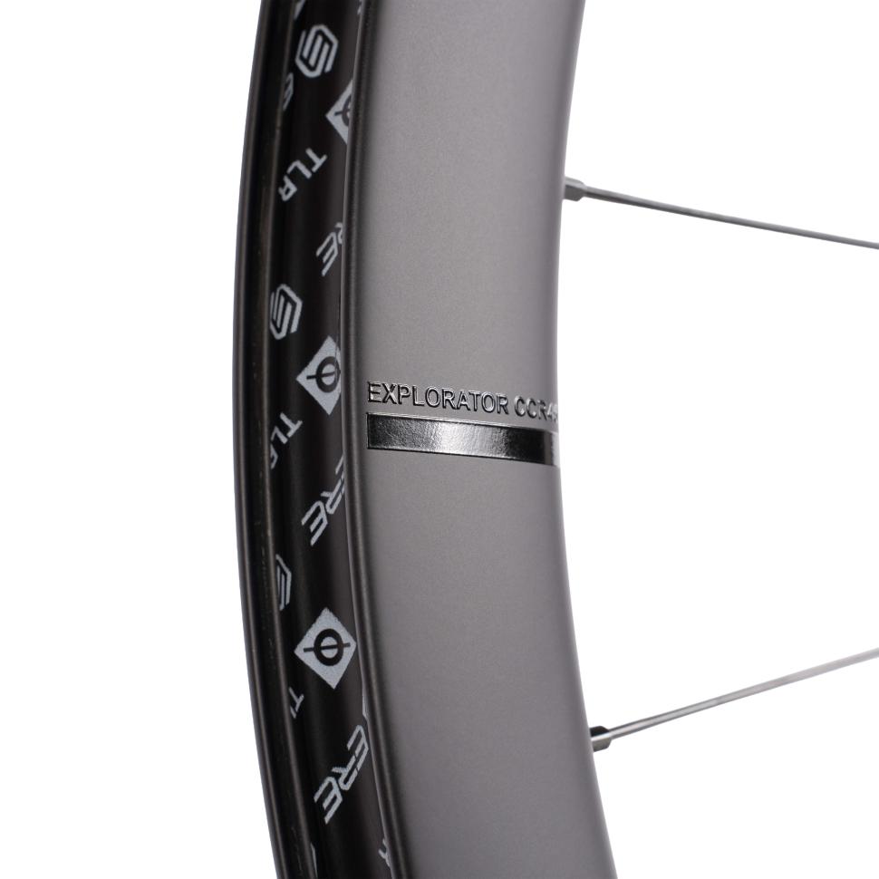 Колесо пер. + задн. 28" ERE EXPLORATOR CCR45 CARBON, Road, 100x12/142x12, CL, HG11, tubeless, черный сатин