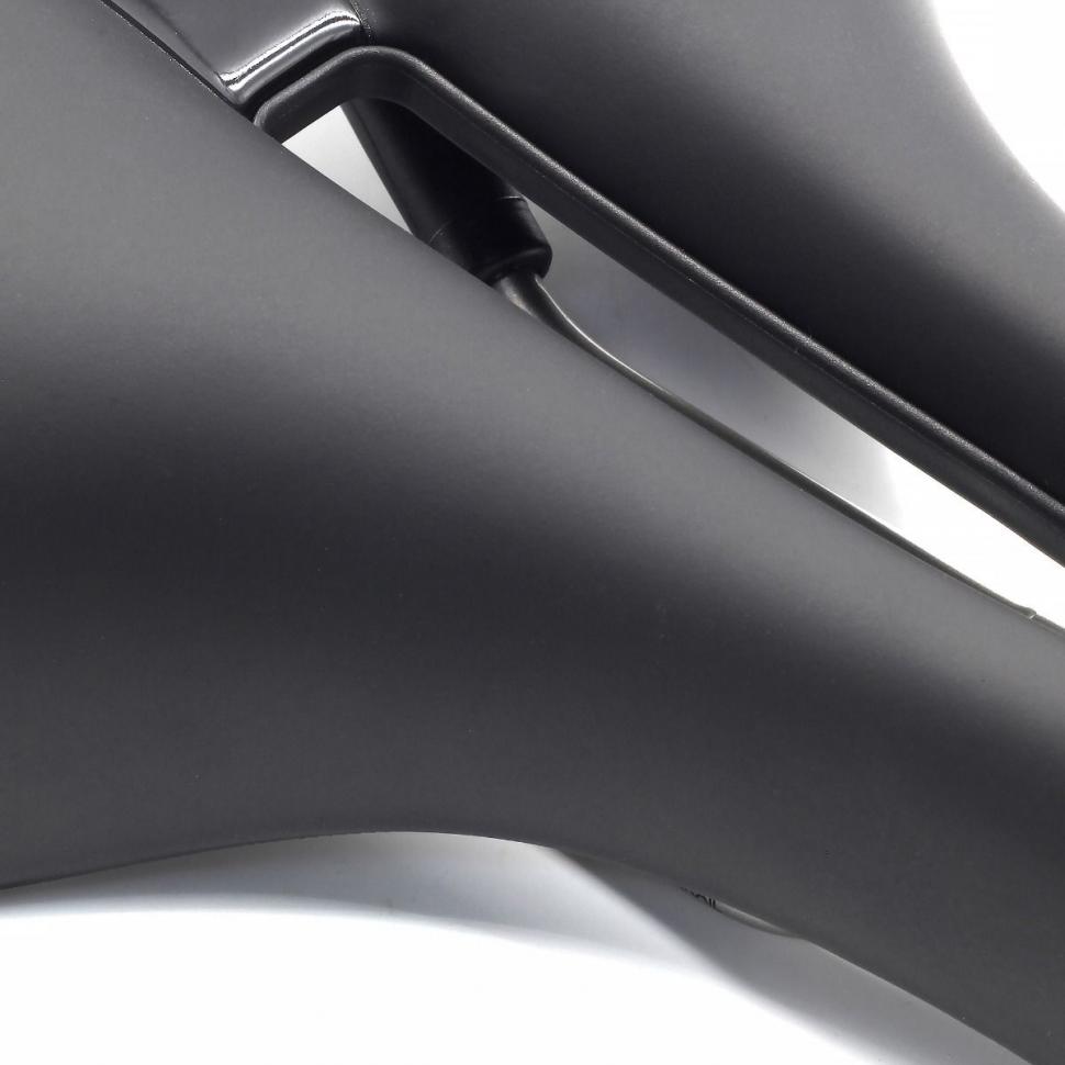 Седло Selle Royal Ellipse Moderate 81B6HE0A09321 Седло Selle Royal Ellipse Moderate 81B6HE0A09321