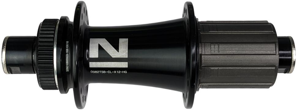 Втулка задн. Novatec D982TSB-CL-X12-11S, 12x142, 28H, centerlock, HG11