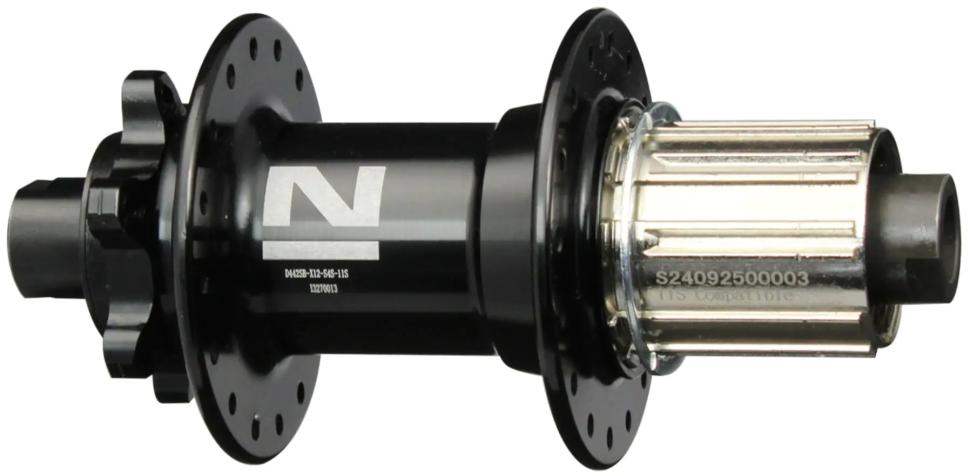 Втулка задн. Novatec D442SB-X12-S4S-11S, 12x142, 32H, 6-bolt, HG11